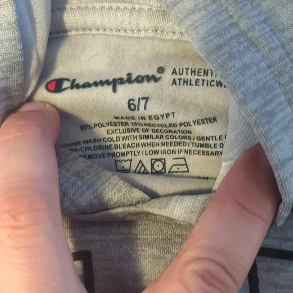 Champion boys hoodie and pants set - Picture 3 of 8